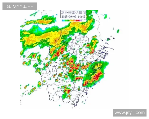 天气恶劣影响赛事进行多场小组赛在暴雨与高温中角逐