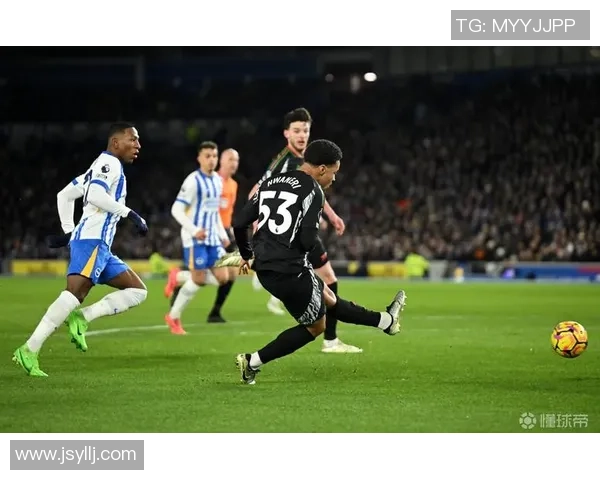 效率惊人仅X次射门XXX队却狂轰X球展现绝佳进攻实力